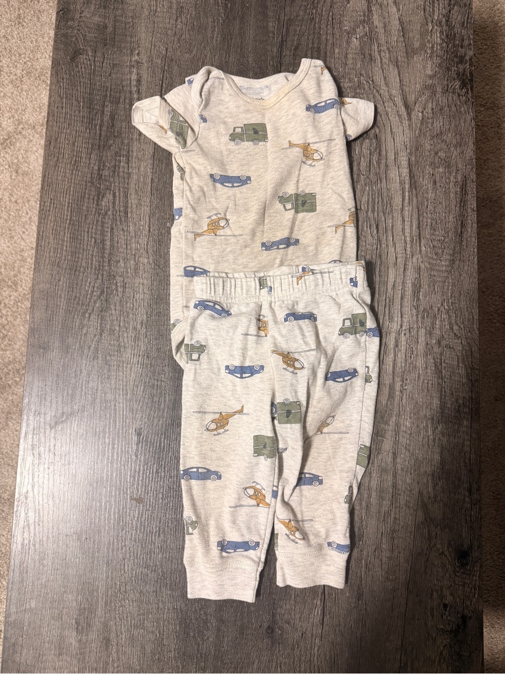 Neutral Transport-Print Kids Pajama Set - Grey with Blue & Green